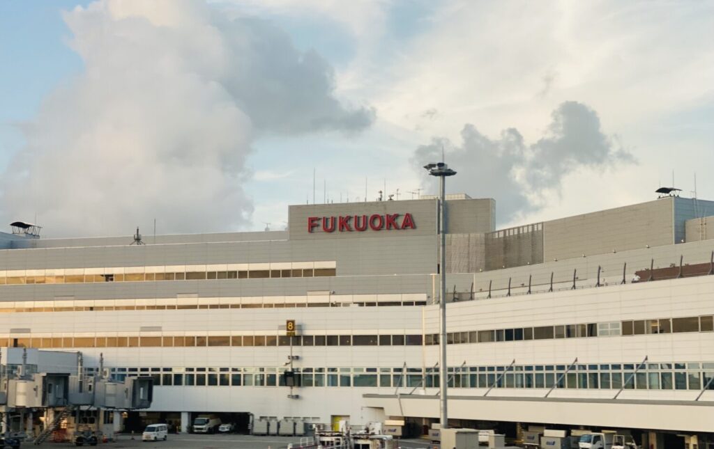 福岡空港　fukuoka airport